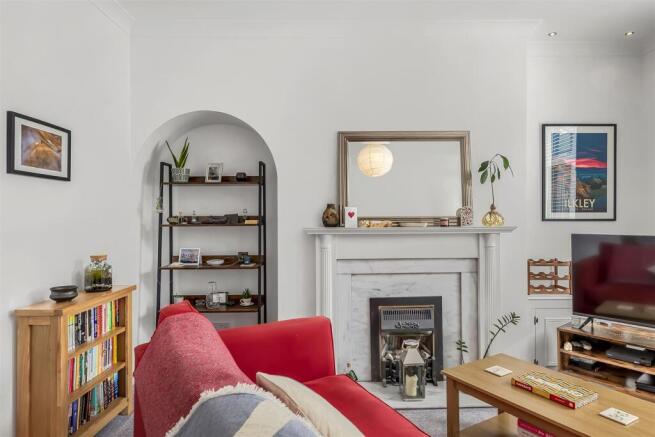 3 bed Terraced for sale Image 5