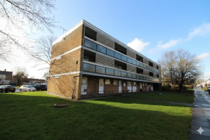 28, Alracks, Laindon, Basildon SS15 5HU