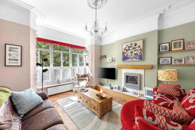 4 bed Terraced for sale Image 4