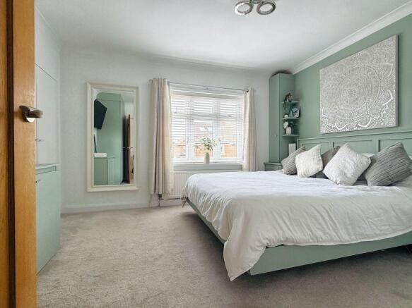3 bed Semi-Detached for sale Image 12