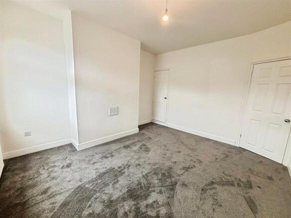 2 bed Terraced for sale Image 10