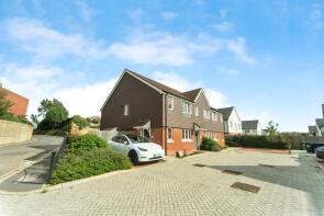 1, Avebury Mews, Eastbourne BN23 7FA