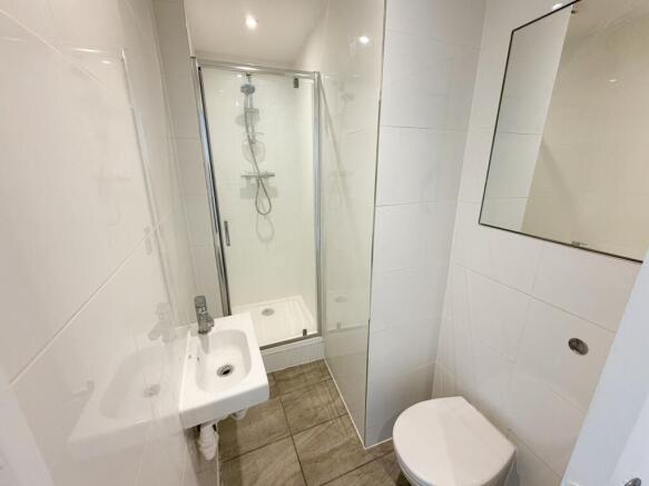 High Road Leytonstone, London, E11 - Widok 5