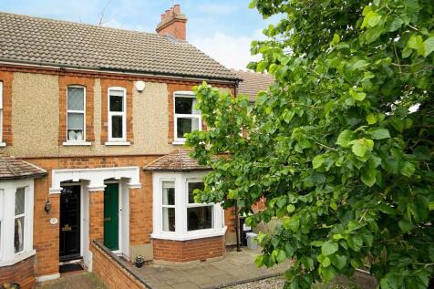 Goldington Road | Bedford | Beds | MK41 | attractive house