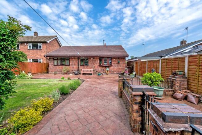Sanstone Road, Walsall, WS33SF-20.jpg