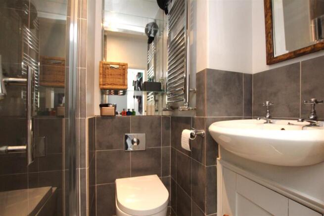 En-Suite Two.JPG