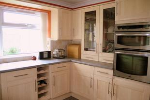 Fitted Kitchen