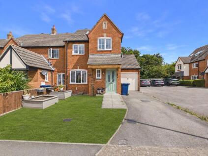 Tudor Close, Churchdown, Gloucester, Gloucestershire, GL3