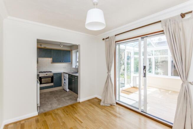 DiningRoom2
