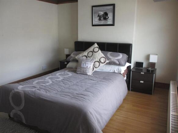 Bedroom 1: