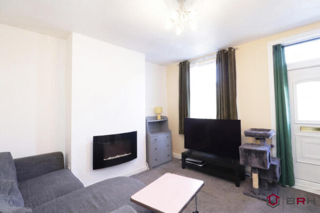 3 bed Terraced for sale Image 5