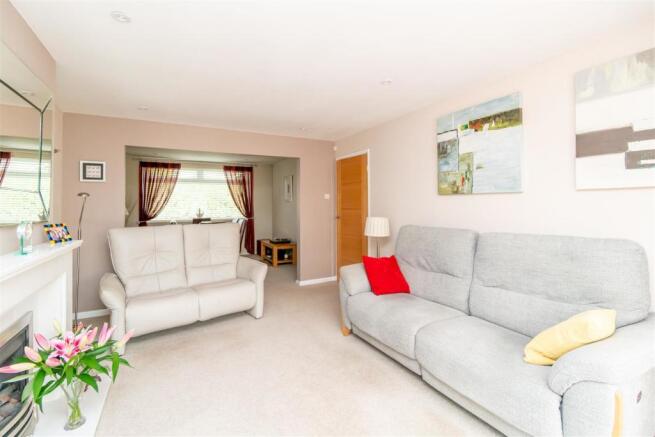 Living/Dining Room