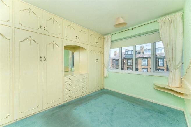3 bed Town House for sale Image 11