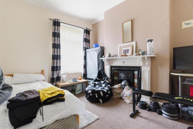 2 bed Block of Apartments for sale Image 12