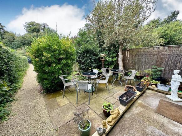 2 bed Maisonette for sale Image 10