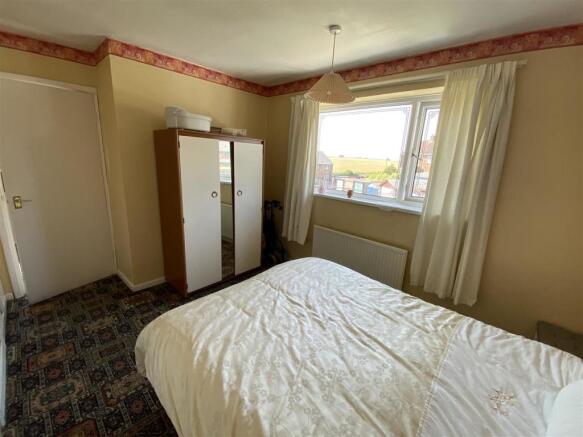 Bedroom no.2 rear double: