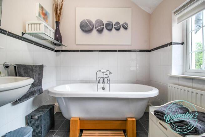 Four piece bathroom