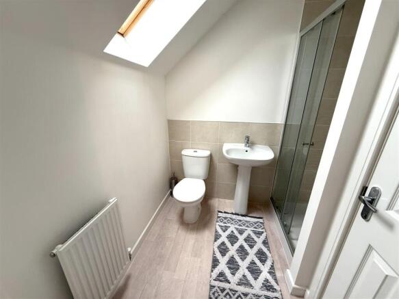3 bed End of Terrace to rent Image 11