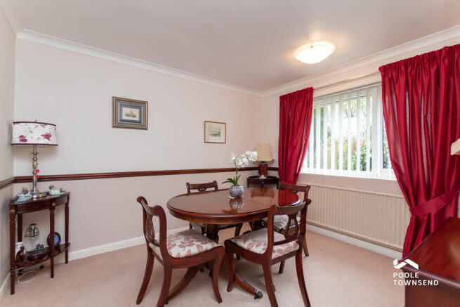 Dining Room/Bedro...