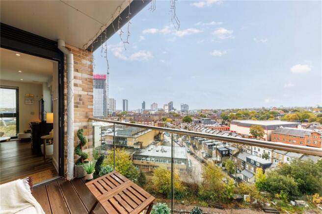 Osiers Road, London, SW18 photo 4