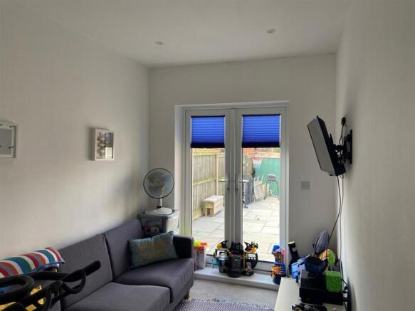 Photo 18