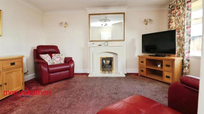 3 bed Detached Bungalow for sale Image 12