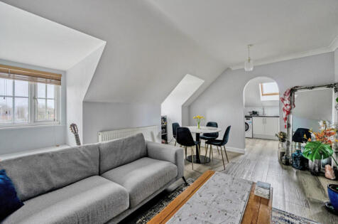 Roebuck Estate, Binfield, Bracknell, Berkshire, RG42
