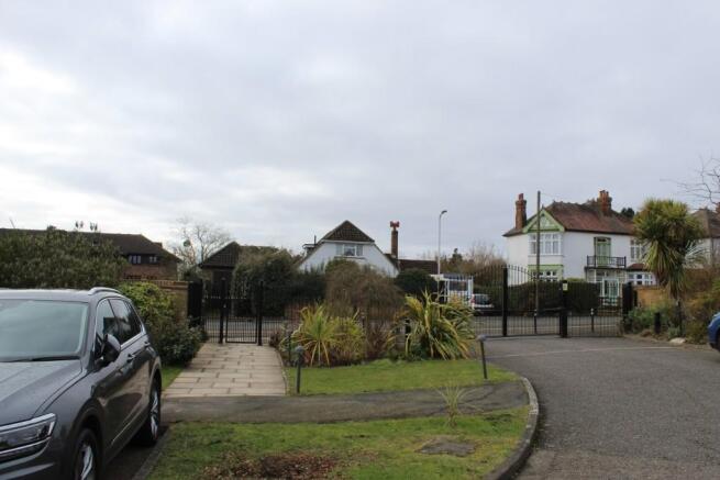 Photo 11