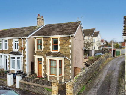 Highland Place, Bridgend, Bridgend County. CF31 1LS