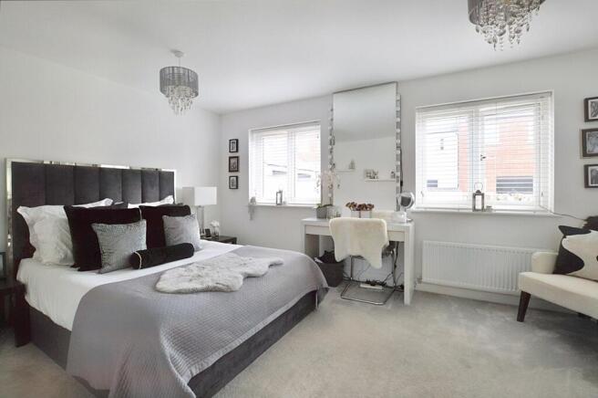 Bedroom/Living Room
