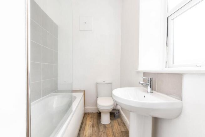 2 bed Terraced for sale Image 7