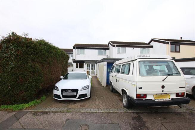 Front and Driveway.J
