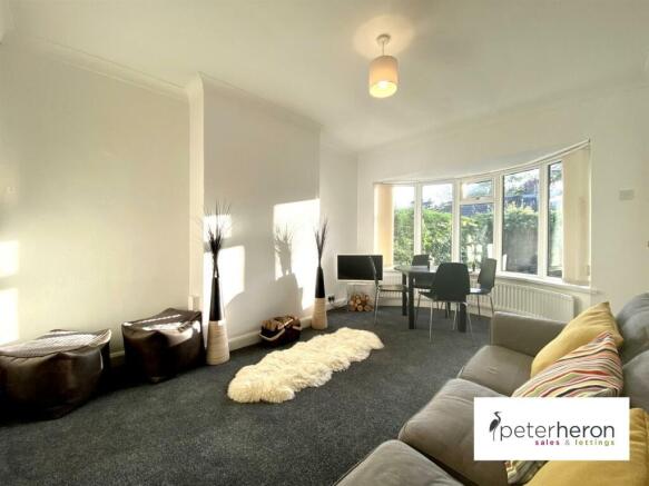 Bedroom 3/ reception room 2