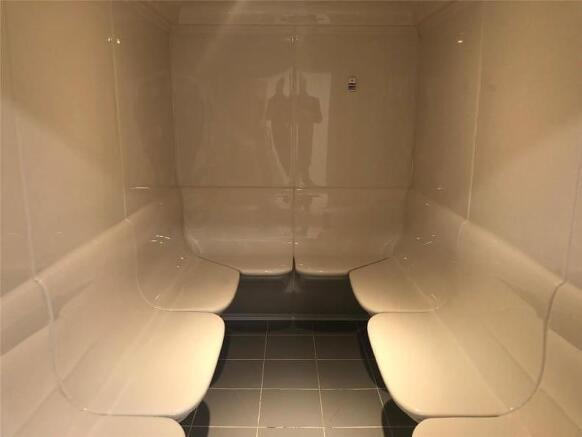 Sauna/Steamroom