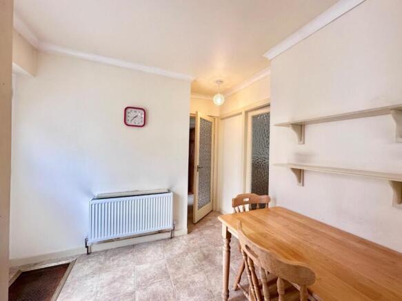 2 bed Semi-Detached Bungalow for sale Image 7