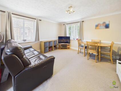 Woodfall Drive Crayford, Crayford, Dartford, Kent, DA1