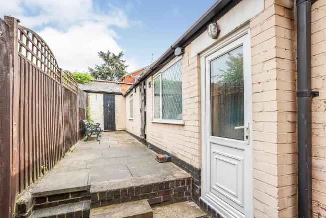 Rear outside space