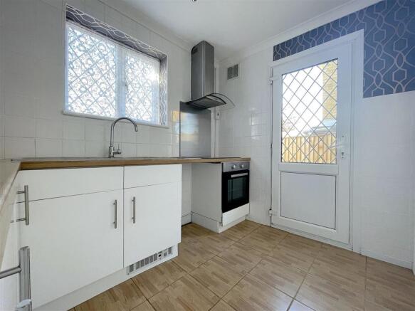 Kitchen (1).jpeg