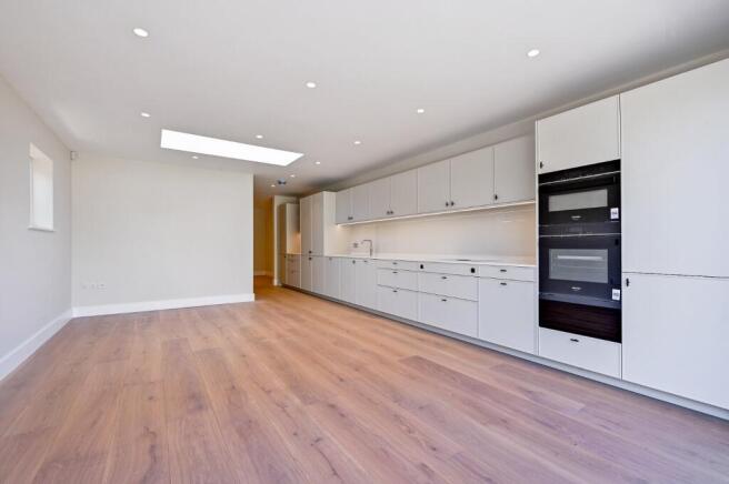 Blandford Avenue, Oxford, Oxfordshire, OX2 photo 5