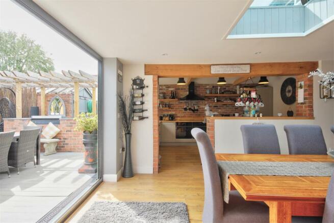Open plan dining kitchen