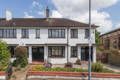 Cambridge Road, Wanstead