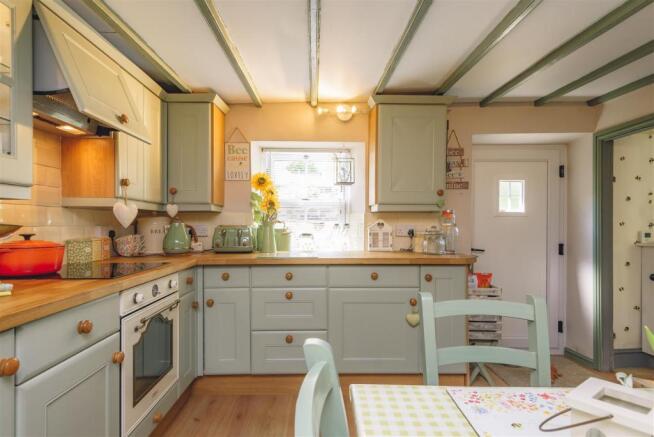 Rose Cottage, Croesyceiliog-11.jpg