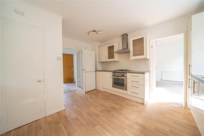 3 bed Semi-Detached for sale Image 10