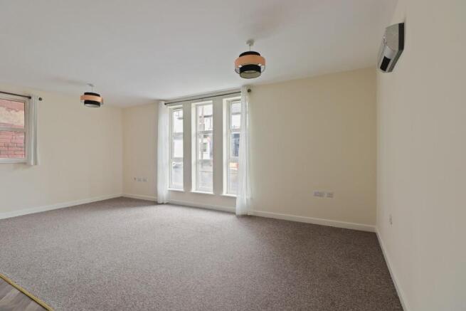2 bed House for sale Image 9