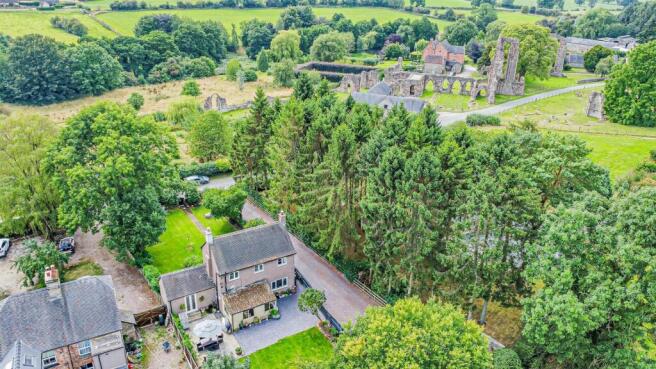 dji_fly_20250811_134908_637_1754916703394_photo_op