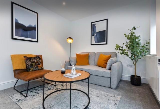 Living room 2.jpg