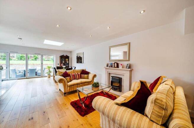 Davidson Frost-Wellings, DFW, Embry Way, Living ro