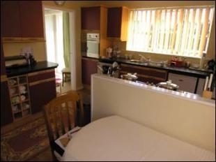Kitchen/Dining Area