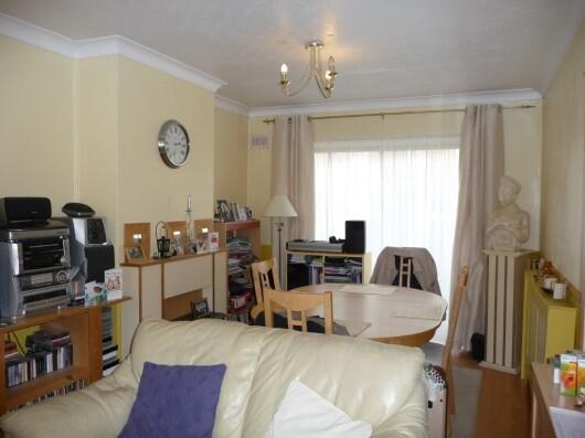 Through lounge 2