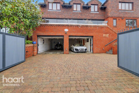 Queenborough Drive, Kent